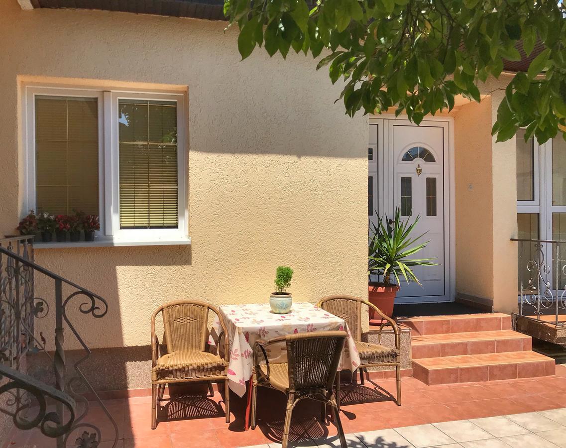 Eleni Apartments Gyevgyelija Kültér fotó